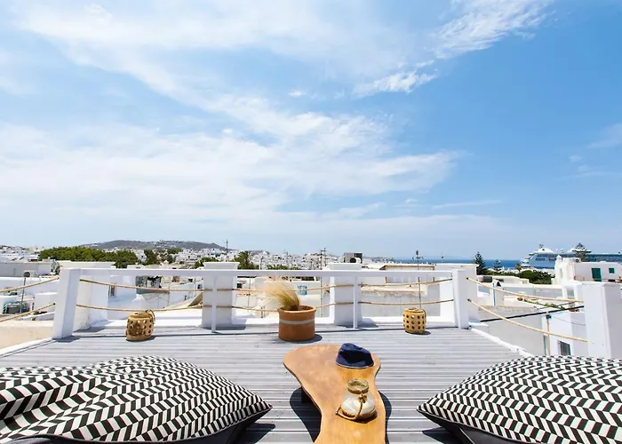 Cosmo Luxe * Mykonos Town
