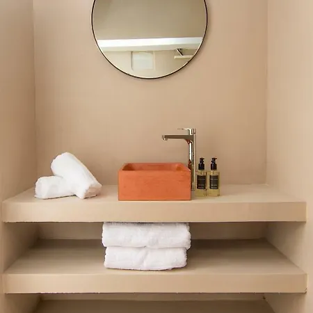 Cosmo Luxe