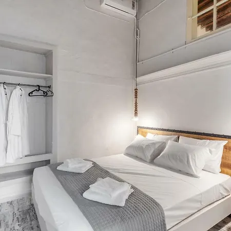 Cosmo Luxe Mykonos Town